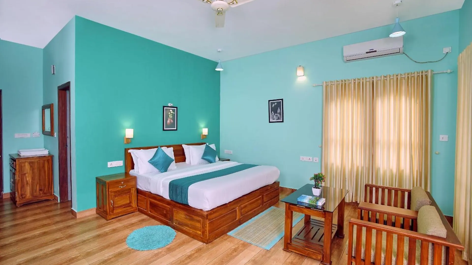 Zenha Resorts Munnar India