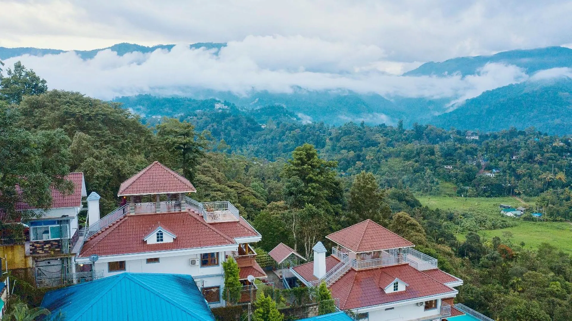 Zenha Resorts Munnar India